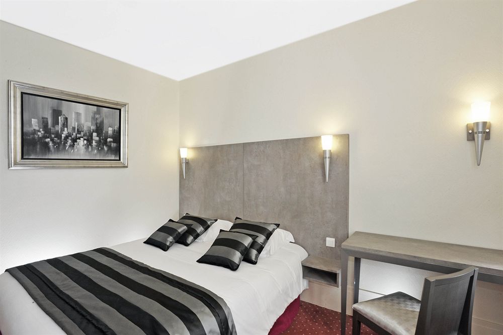 A L'Hotel Des Roys Versailles Exterior photo
